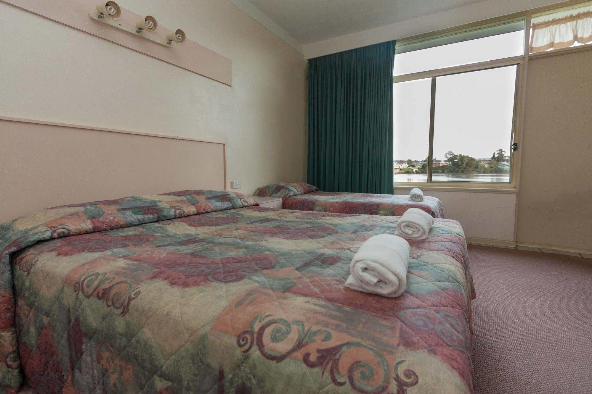 Moruya Waterfront Hotel Motel Eksteriør billede