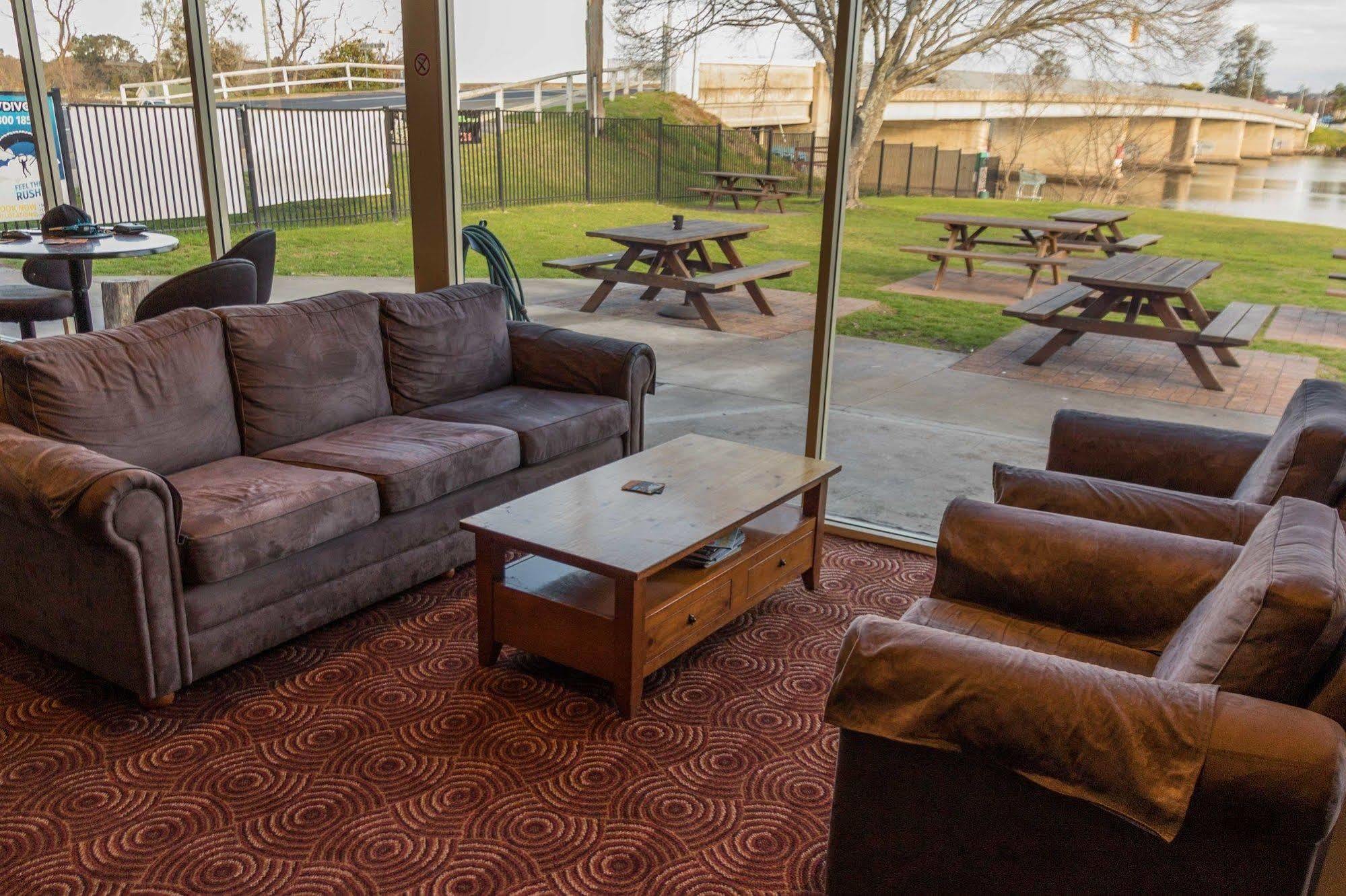 Moruya Waterfront Hotel Motel Eksteriør billede